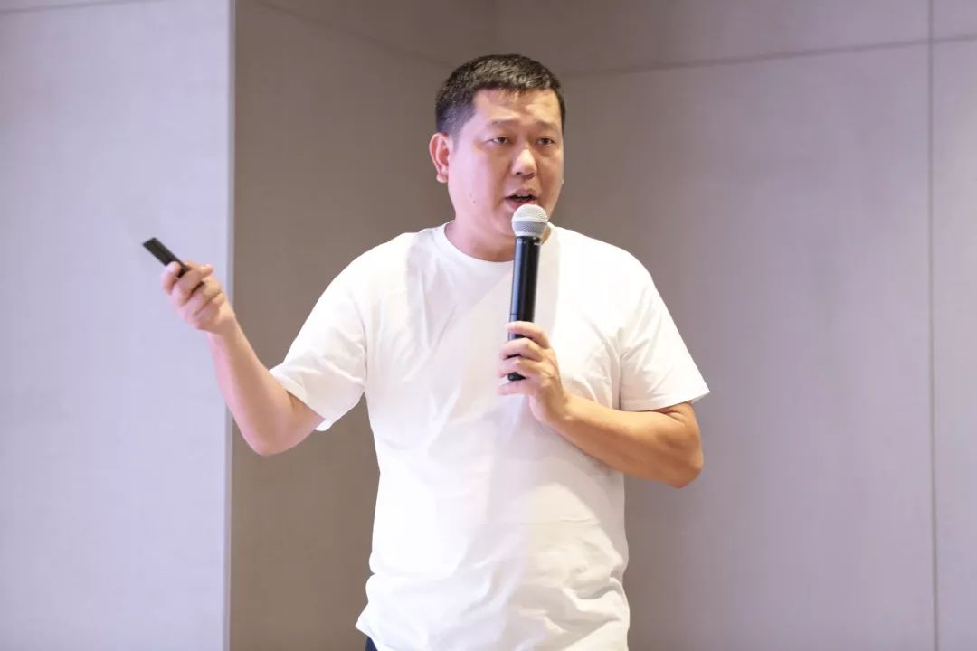 1533195636199968.jpg 1533195636199968.jpg